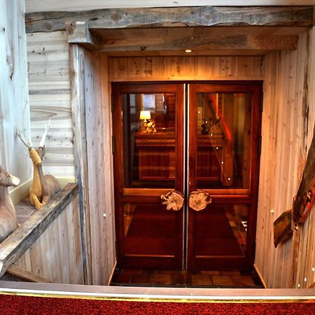 Hotel Serre Palas Лес дьо Алпс Екстериор снимка