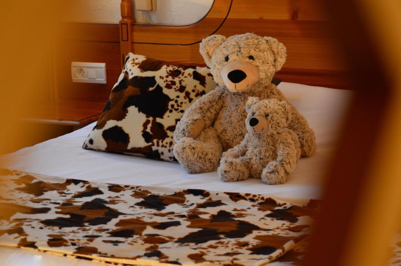 Hotel Serre Palas Лес дьо Алпс Екстериор снимка