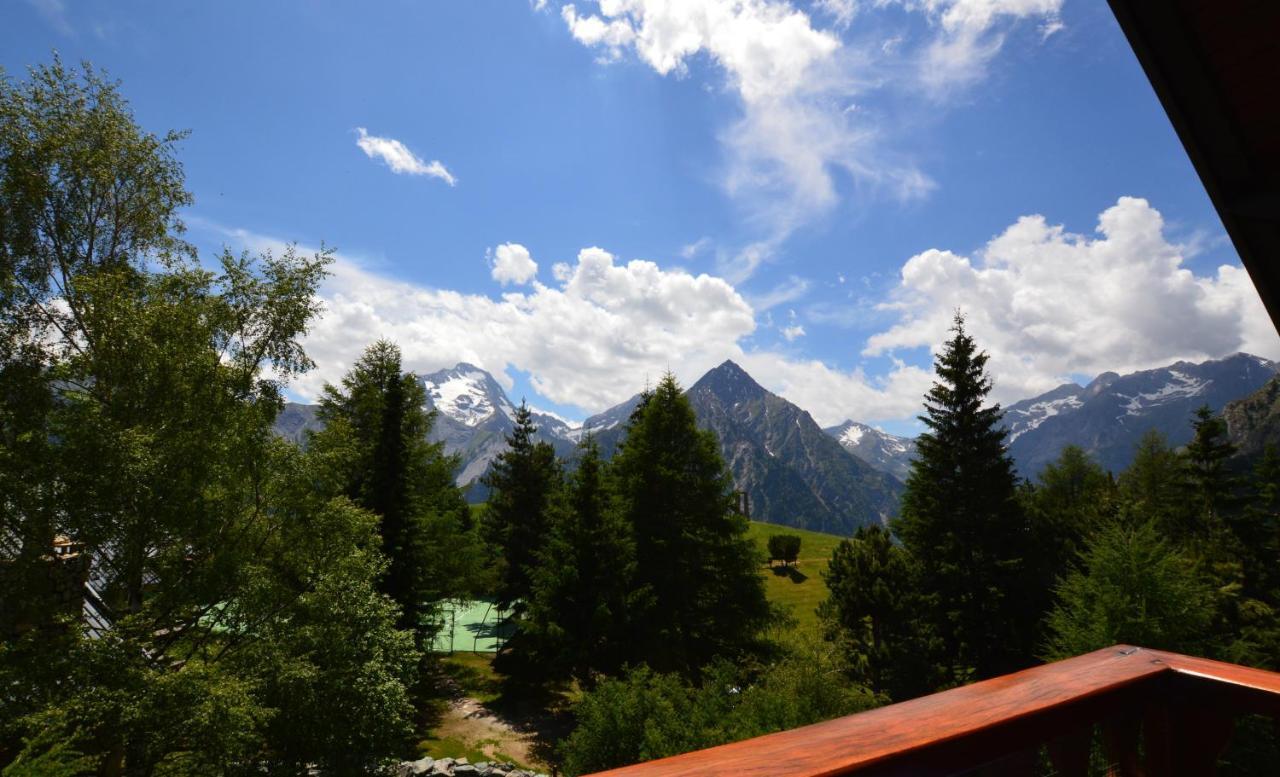 Hotel Serre Palas Лес дьо Алпс Екстериор снимка