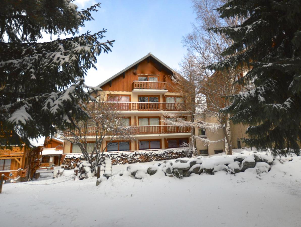 Hotel Serre Palas Лес дьо Алпс Екстериор снимка